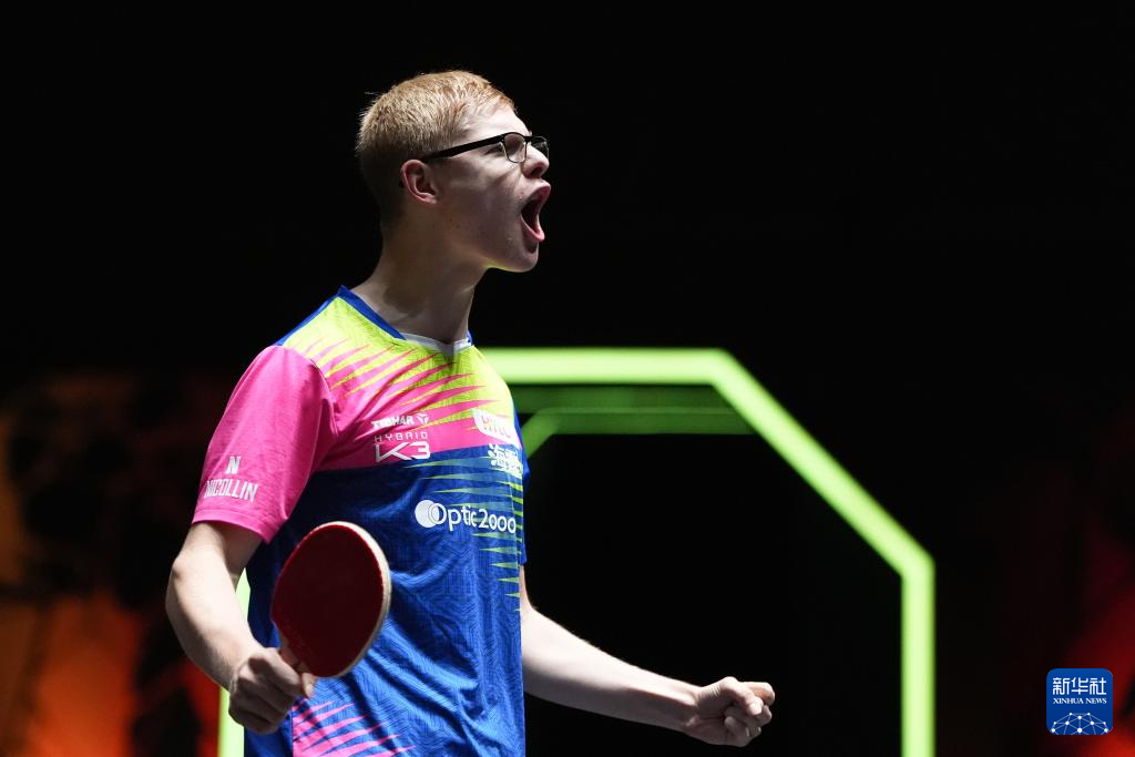 后的媒体采 后的媒体采