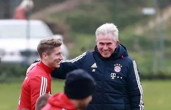 边路推进效 边路推进效